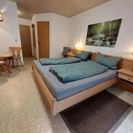 Ankerplatz Direkt Am Altmuehlsee Bei Juliane Und Klaus Apartmán