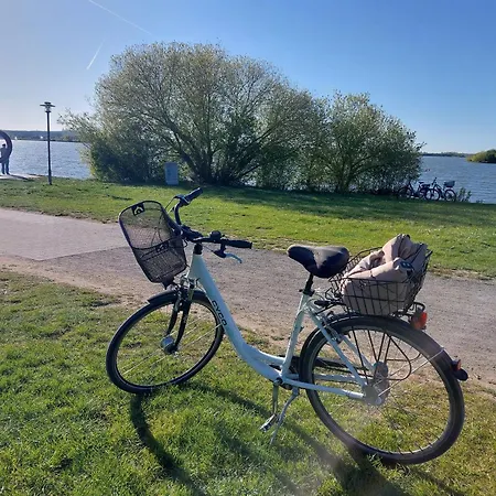 Ankerplatz Direkt Am Altmuehlsee Bei Juliane Und Klaus Muhr am See