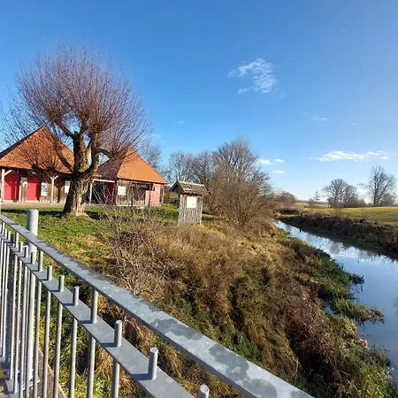 Ankerplatz Mit Sauna Direkt Am Altmuehlsee Bei Juliane Und Klaus Apartamento *